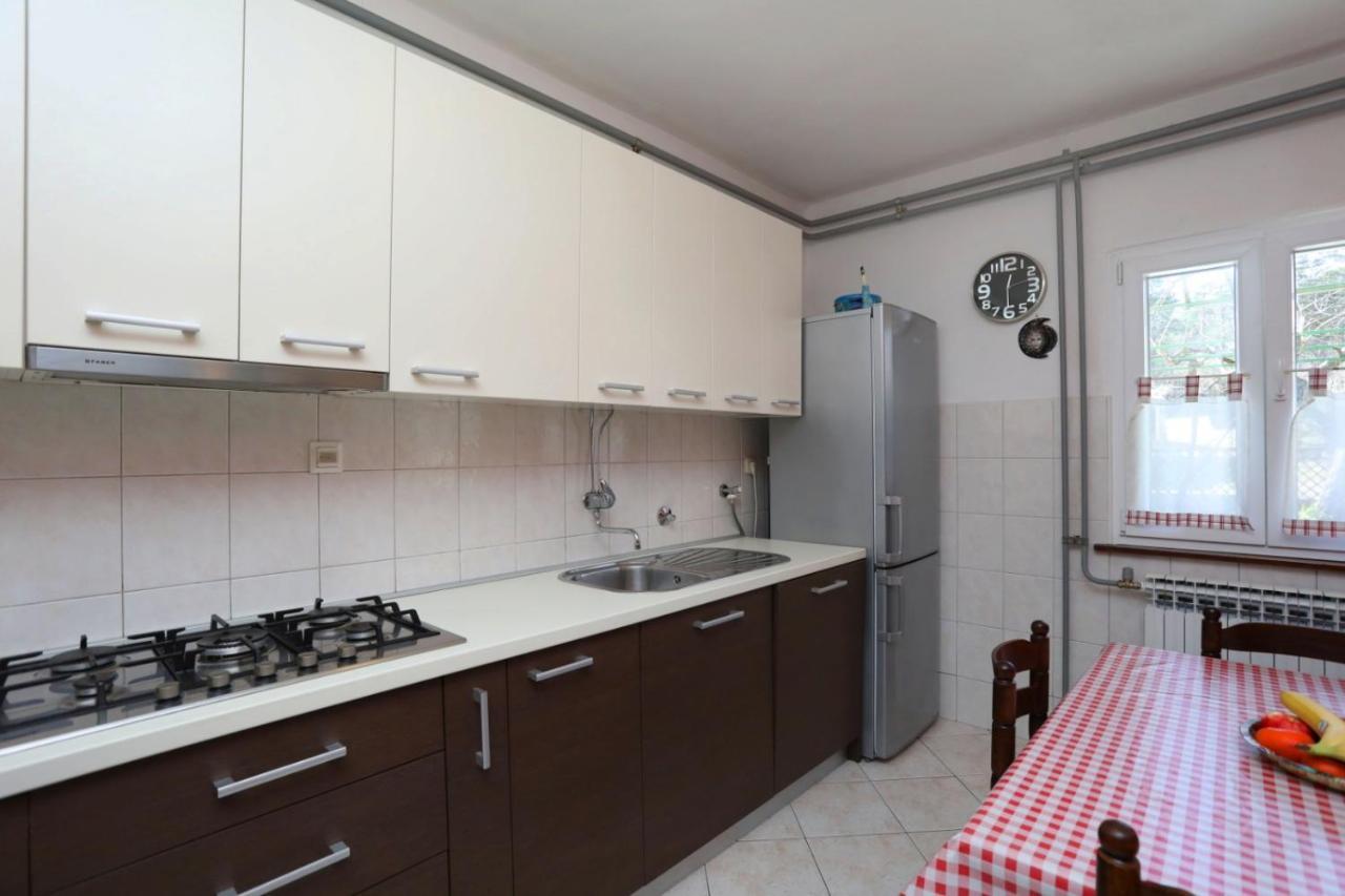Apartment Rozman Vozilici Exterior photo